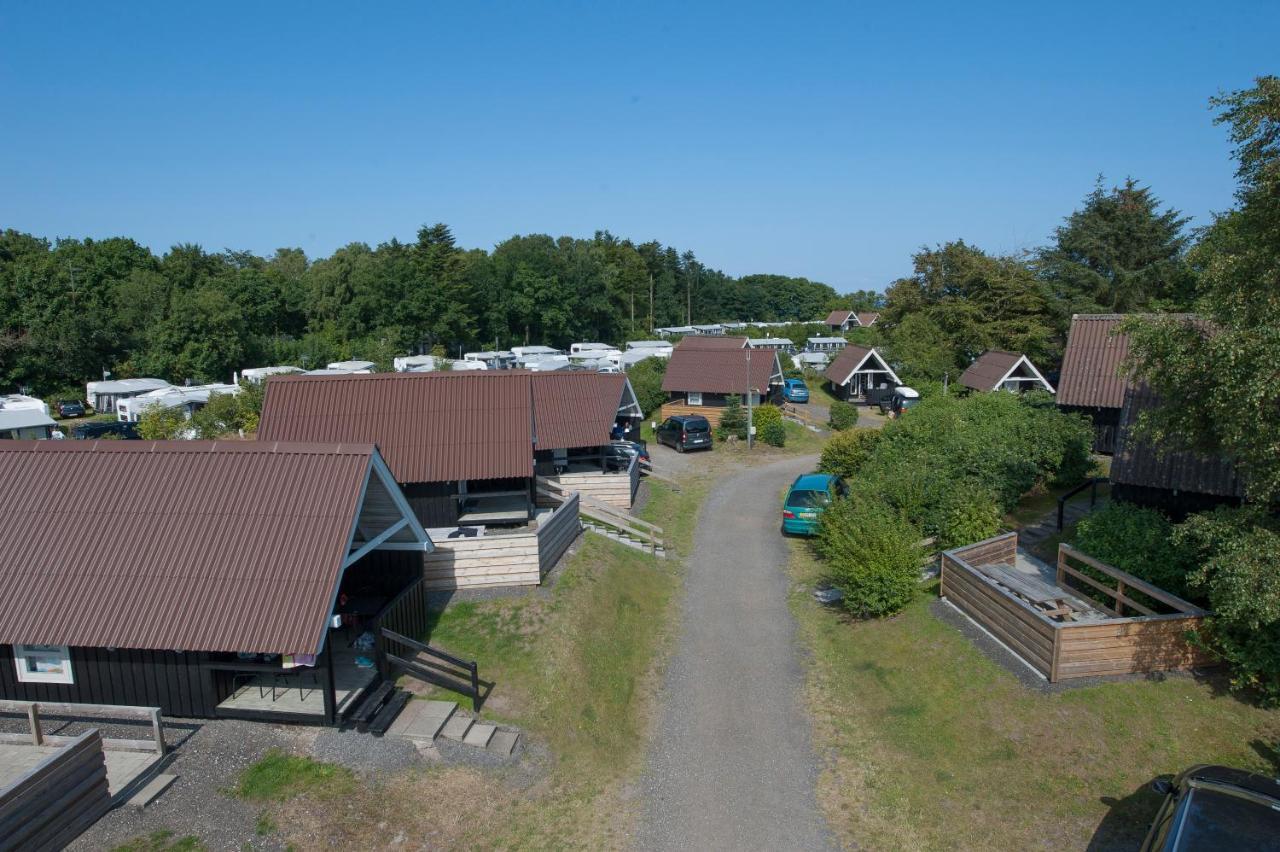 Svalereden Strand Camping Cottages Sæby Kültér fotó